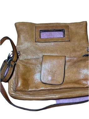I Ponti Firenze Tan Leather Tote Bag with Interior Zip Pocket